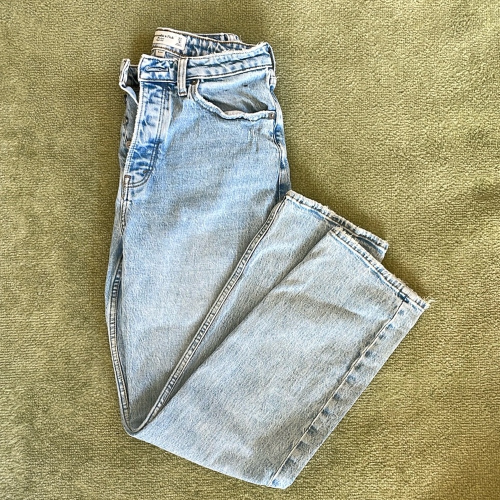 Abercrombie ‘The Dad’ jeans